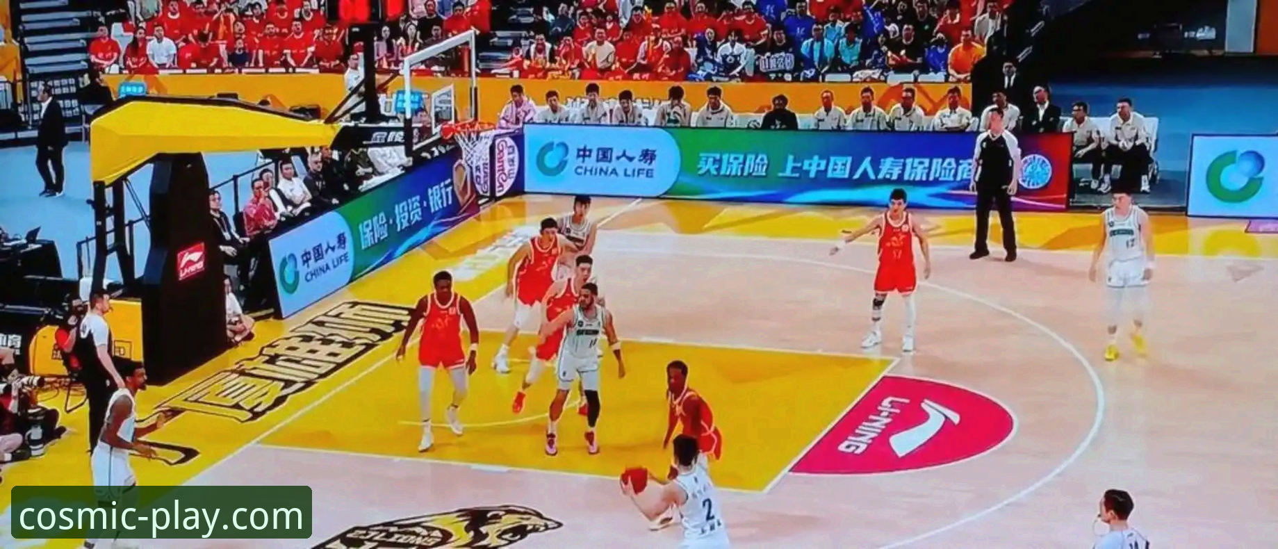 揭秘CBA爆冷夜：皮特森38分神迹背后，数据流平台如何预判比赛脉搏